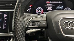 2019 (19) AUDI Q8 50 TDI Quattro S Line 5dr Tiptronic 5928702