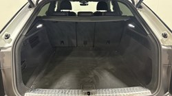 2019 (19) AUDI Q8 50 TDI Quattro S Line 5dr Tiptronic 5526844