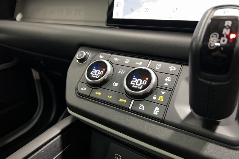 2021 (70) LAND ROVER DEFENDER 3.0 D250 HSE 110 5dr Auto 5492249