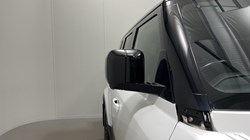 2021 (70) LAND ROVER DEFENDER 3.0 D250 HSE 110 5dr Auto 5492275