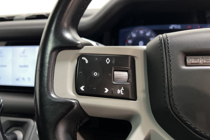 2021 (70) LAND ROVER DEFENDER 3.0 D250 HSE 110 5dr Auto 5492246