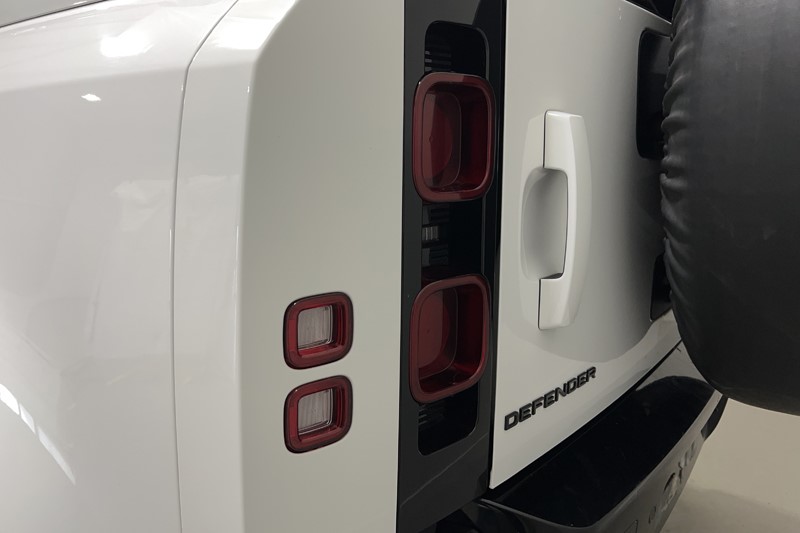 2021 (70) LAND ROVER DEFENDER 3.0 D250 HSE 110 5dr Auto 5492269