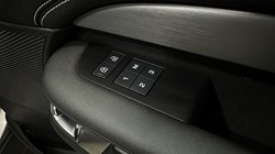 2023 (23) LAND ROVER COMMERCIAL DISCOVERY 3.0 D300 R-Dynamic HSE Commercial Auto 5507653