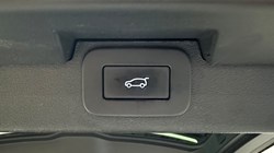 2023 (23) LAND ROVER COMMERCIAL DISCOVERY 3.0 D300 R-Dynamic HSE Commercial Auto 5507681