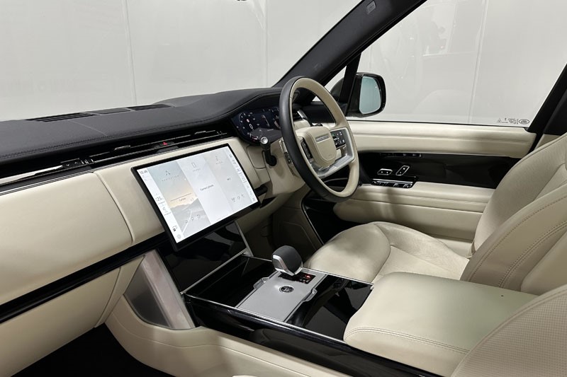 2024 (24) LAND ROVER RANGE ROVER 3.0 D350 HSE 4dr Auto 5514032