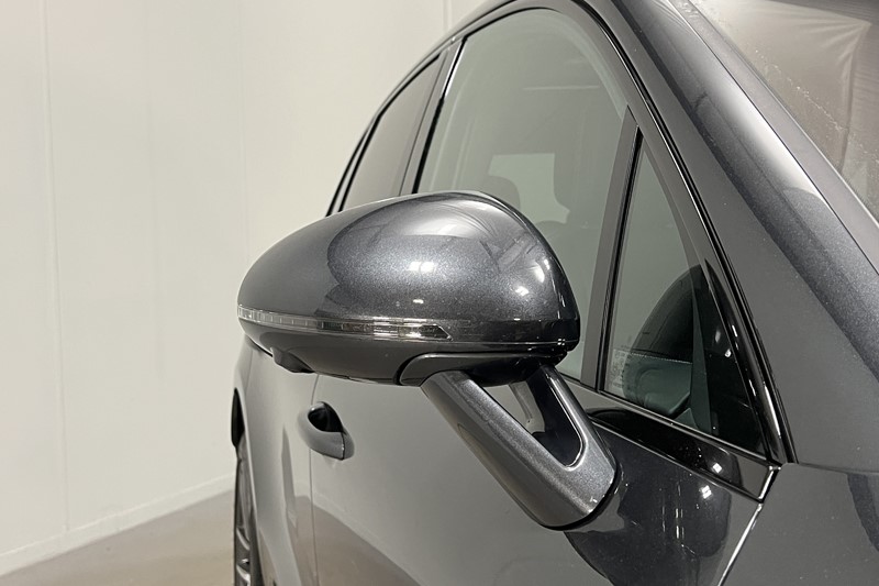 2023 (73) PORSCHE MACAN 5dr PDK 5510254