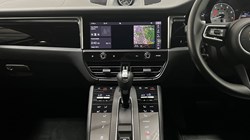 2023 (73) PORSCHE MACAN 5dr PDK 5510217