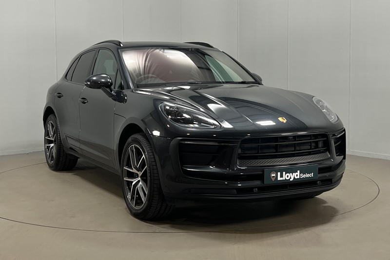 2023 (73) PORSCHE MACAN 5dr PDK