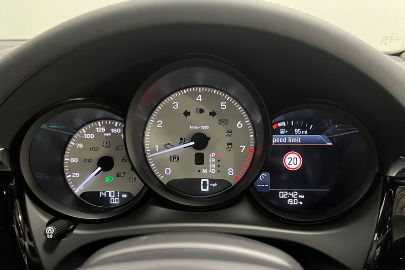 2023 (73) PORSCHE MACAN 5dr PDK 5510231