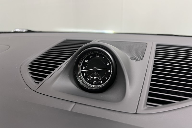 2023 (73) PORSCHE MACAN 5dr PDK 5510232