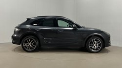 2023 (73) PORSCHE MACAN 5dr PDK 5510212