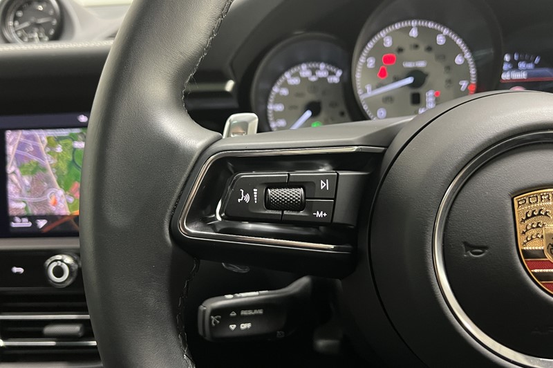 2023 (73) PORSCHE MACAN 5dr PDK 5510228
