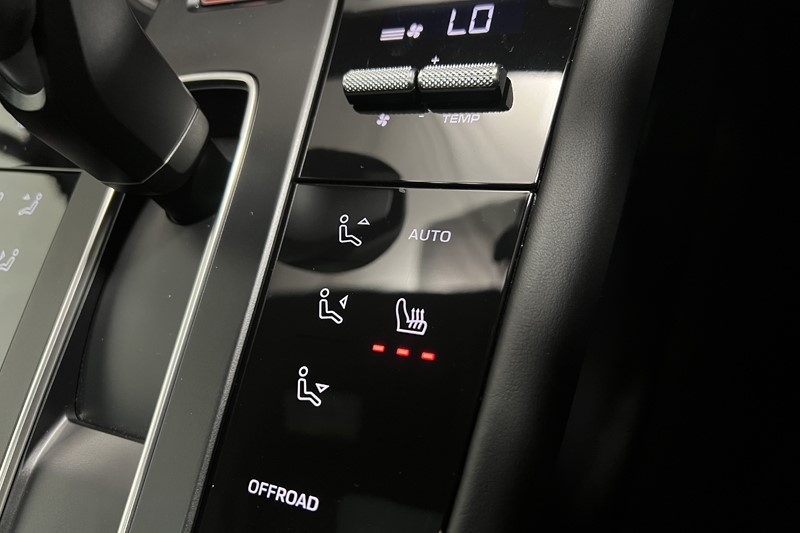 2023 (73) PORSCHE MACAN 5dr PDK 5510235