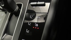 2023 (73) PORSCHE MACAN 5dr PDK 5510235