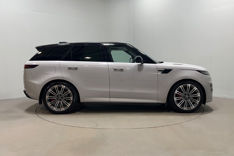 2023 (23) LAND ROVER RANGE ROVER SPORT 3.0 D300 Dynamic SE 5dr Auto 5516568