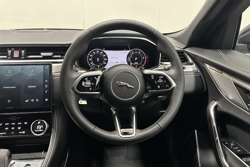 2023 (73) JAGUAR F-PACE 2.0 D200 R-Dynamic S 5dr Auto AWD 5520855
