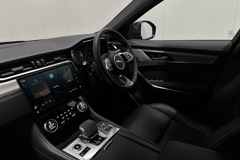 2023 (73) JAGUAR F-PACE 2.0 D200 R-Dynamic S 5dr Auto AWD 5520878
