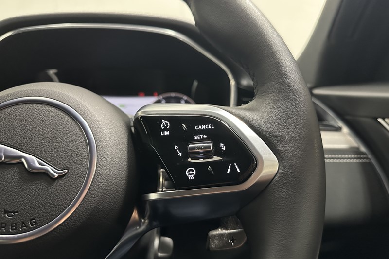 2023 (73) JAGUAR F-PACE 2.0 D200 R-Dynamic S 5dr Auto AWD 5520864