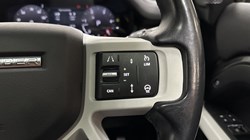 2022 (72) LAND ROVER DEFENDER 3.0 D300 X-Dynamic SE 110 5dr Auto 5521433