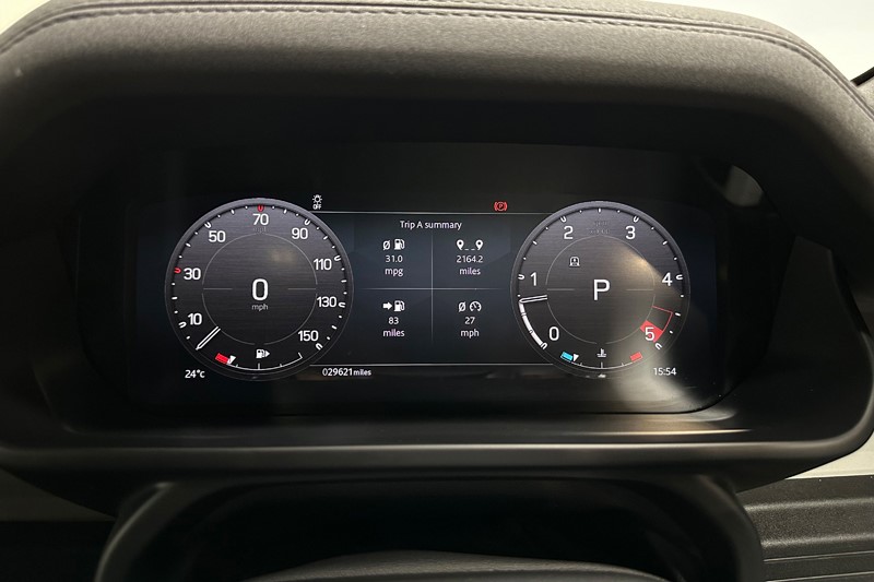 2022 (72) LAND ROVER DEFENDER 3.0 D300 X-Dynamic SE 110 5dr Auto 5521435