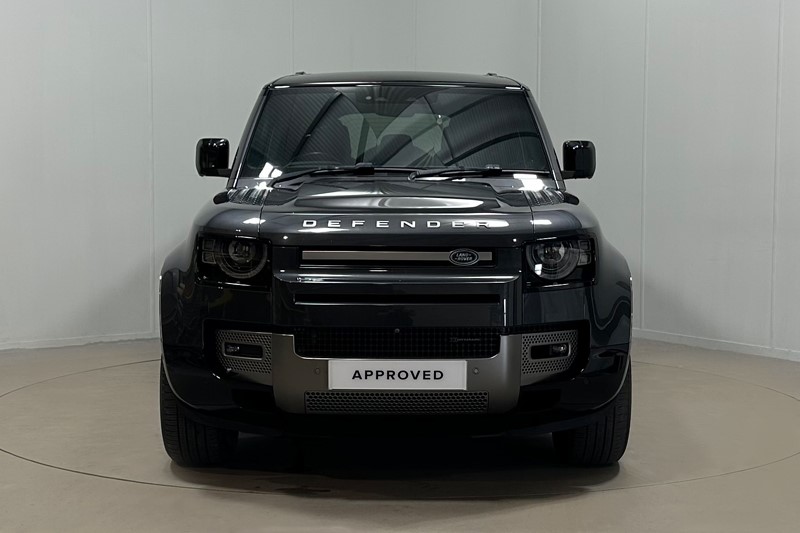 2022 (72) LAND ROVER DEFENDER 3.0 D300 X-Dynamic SE 110 5dr Auto 5521417