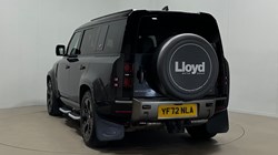 2022 (72) LAND ROVER DEFENDER 3.0 D300 X-Dynamic SE 110 5dr Auto 1
