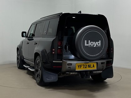2022 (72) LAND ROVER DEFENDER 3.0 D300 X-Dynamic SE 110 5dr Auto