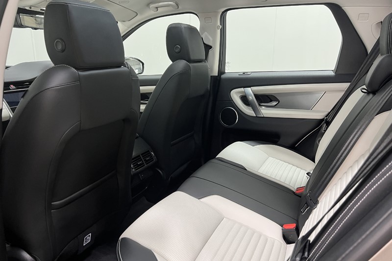 2022 (72) LAND ROVER DISCOVERY SPORT 1.5 P300e Urban Edition 5dr Auto [5 Seat] 5527617