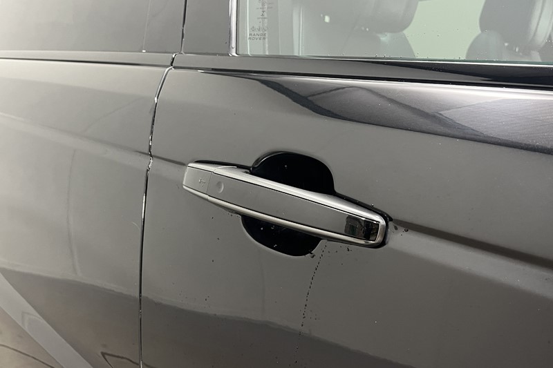 2021 (70) LAND ROVER RANGE ROVER SPORT 3.0 D300 HSE Silver 5dr Auto 5525817