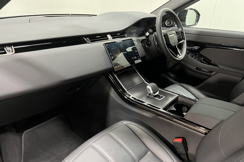 2025 (75) LAND ROVER RANGE ROVER EVOQUE 2.0 D200 Dynamic SE 5dr Auto 5528314