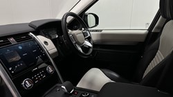2024 (74) LAND ROVER DISCOVERY 3.0 D350 Dynamic HSE 5dr Auto 5543229