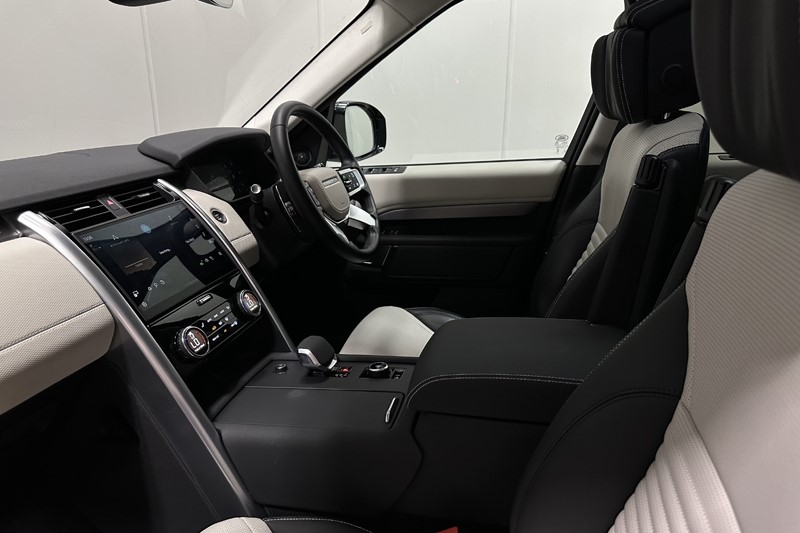 2024 (74) LAND ROVER DISCOVERY 3.0 D350 Dynamic HSE 5dr Auto 5543228