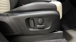 2025 (74) LAND ROVER DISCOVERY 3.0 D350 Dynamic HSE 5dr Auto 5539603