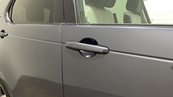 2025 (74) LAND ROVER DISCOVERY 3.0 D350 Dynamic HSE 5dr Auto 5539640