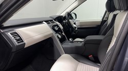 2025 (74) LAND ROVER DISCOVERY 3.0 D350 Dynamic HSE 5dr Auto 5539623