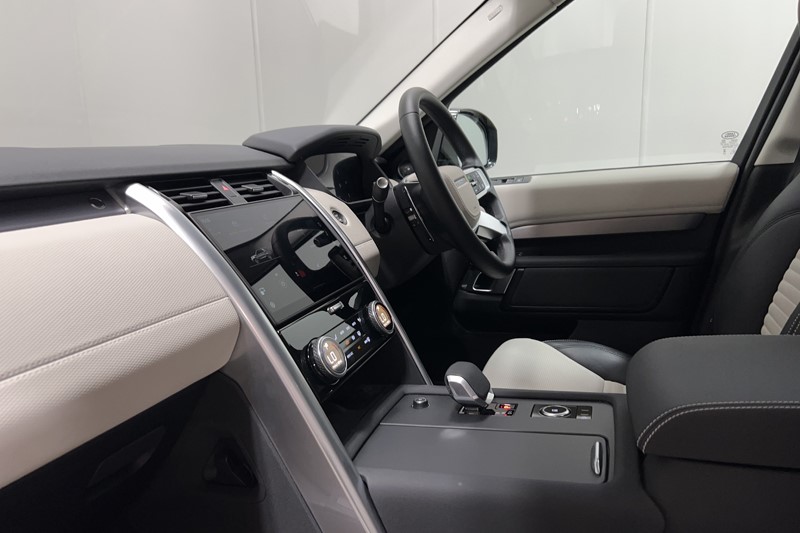 2025 (74) LAND ROVER DISCOVERY 3.0 D350 Dynamic HSE 5dr Auto 5539624