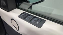 2025 (74) LAND ROVER DISCOVERY 3.0 D350 Dynamic HSE 5dr Auto 5539601