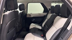 2025 (25) LAND ROVER DISCOVERY 3.0 D350 Dynamic HSE 5dr Auto 5543132