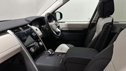 2025 (25) LAND ROVER DISCOVERY 3.0 D350 Dynamic HSE 5dr Auto 5543168