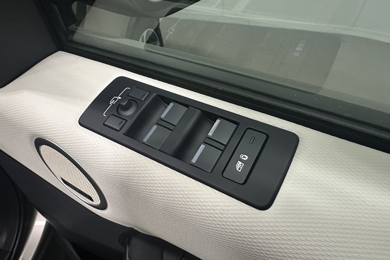 2025 (25) LAND ROVER DISCOVERY 3.0 D350 Dynamic HSE 5dr Auto 5543144