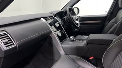 2023 (73) LAND ROVER DISCOVERY 3.0 D300 Dynamic HSE 5dr Auto 5539682