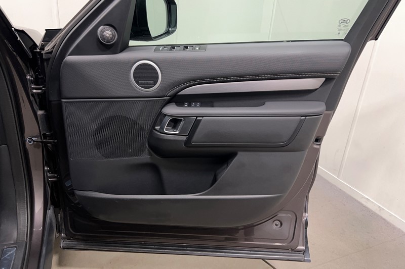 2023 (73) LAND ROVER DISCOVERY 3.0 D300 Dynamic HSE 5dr Auto 5539658