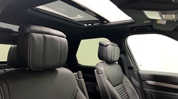 2023 (73) LAND ROVER DISCOVERY 3.0 D300 Dynamic HSE 5dr Auto 5539667