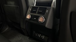 2023 (73) LAND ROVER DISCOVERY 3.0 D300 Dynamic HSE 5dr Auto 5539657
