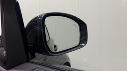 2023 (73) LAND ROVER DISCOVERY 3.0 D300 Dynamic HSE 5dr Auto 5539662
