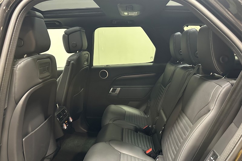 2024 (74) LAND ROVER DISCOVERY 3.0 D350 Metropolitan Edition 5dr Auto 5543577