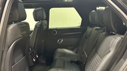 2024 (74) LAND ROVER DISCOVERY 3.0 D350 Metropolitan Edition 5dr Auto 5543577