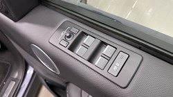 2025 (74) LAND ROVER DISCOVERY 3.0 D350 Dynamic HSE 5dr Auto 5542781