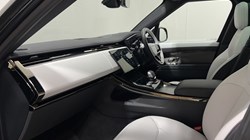 2024 (74) LAND ROVER RANGE ROVER SPORT 3.0 D300 Dynamic SE 5dr Auto 5514814