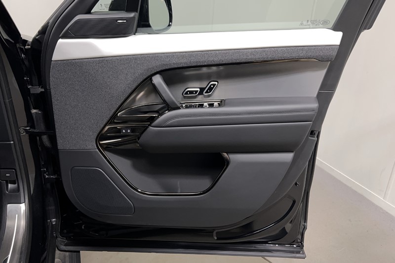 2024 (74) LAND ROVER RANGE ROVER SPORT 3.0 D300 Dynamic SE 5dr Auto 5514792